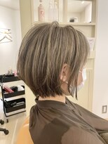 トゥーリ 筑紫野店(tuuli)&nbsp;tuuli筑紫野☆ブリーチ1回 エメラルドベージュ☆mika