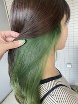 エンリー(ENlee)&nbsp;【川瀬莉穂】グリーン×インナーカラー