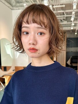 ノイカーム(noi Calm) 顔周りレイヤーカットグレージュカラーくびれボブショートカット