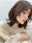 ベージュインナーカラーショートボブレイヤーミディアム前髪