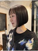 緩やかな前下がりボブ