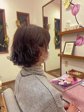 エスプリ(ESPRIT) 【白髪染め/グレイカラー】人気カラー♪