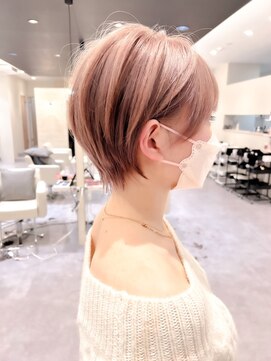 シシ 大宮(She 2.) 大人丸みショートボブ/マッシュショート/前髪/ベージュカラー