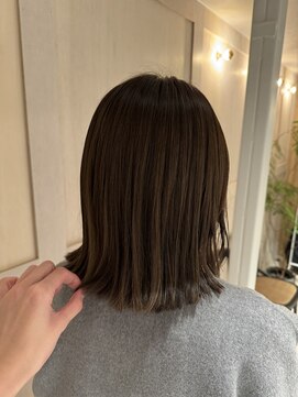 ホウム 清澄白河(HOUM.) 40代50代の上品なオリーブグレージュ