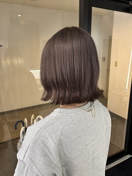 ナンバー 竪町(number+) 20代30代大人可愛いダブルカラーブリーチ外はねショートボブ