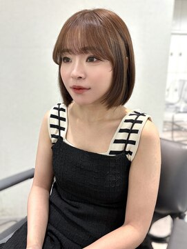 ユーフォリア 渋谷グランデ(Euphoria SHIBUYA GRANDE) ピンクミルクティー　ブリーチなし　レイヤーボブ　顔周り