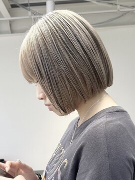 ラック 表参道(LUCK) ローライト/ミルクティーベージュ/ブラウン/ケアブリーチ/20代