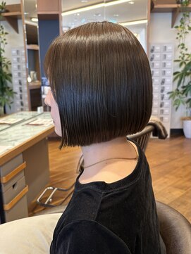 オアシスアヴェダ(OASIS AVEDA) まるみボブ/ぷつっとボブ/オリーブカラー