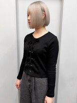 ヴァーディ オモテサンドウ(Vardy omotesando)&nbsp;silver/ホワイト シルバー ハイトーンボブ 白 表参道ブリーチ