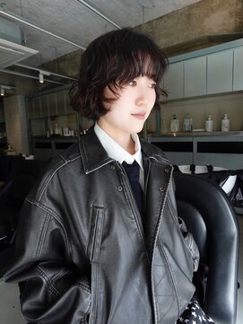 ロジ(loji) 厚みたっぷりドライパーマ