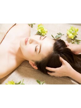 【カット+オーガニッククイックヘッドスパ\6600】人気の施術に+αの極上spa♪日頃の疲れや眼精疲労改善に◎
