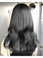 ネイヴィル(navile)&nbsp;赤み消しのグレージュ