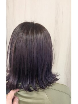 クレア(CREA) 外ハネパープルカラー