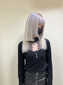 カリーナ(CARINA) ホワイトカラー/ホワイトパール