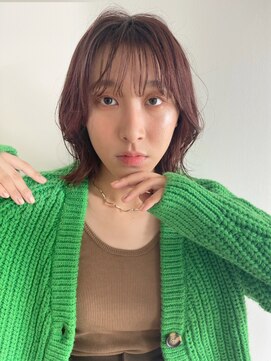 クレビア 名古屋(CreBiA) 外ハネ×ミディアム×シースルーバング