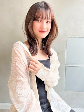 メーヴェ(Mowen) mowen×シースルーバング×顔周りレイヤー×スモーキーブラウン