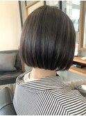ぱつっとラインが可愛いコンパクトなミニボブ