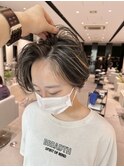 大人ハイライト黒髪コントラストカラーショートボブ前髪なし