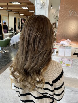 ランタナ(Lantana) ブロンドベージュ【ダメージレスカラー】