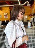 レイヤーたっぷりのウルフボブ
