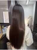 大人可愛い透明感立体感グレージュ×エアストレート