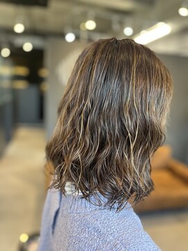 ジールヘアー(GIIL HAIR) ゆるふわウェーブ