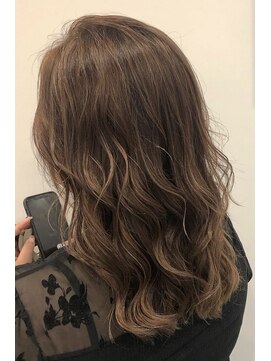 エタン 北千住(ethane) ハイライトカラー/セミロング