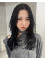 ミース(MIES)&nbsp;顔まわりレイヤー/似合わせカット/難波/担当者あまね