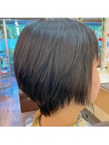 髪師 ケンジロウ(Kenjiro) 手ぐしでまとまる大人ボブ