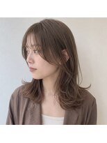 アンリエラ(Unliera)&nbsp;レイヤーカット/ミディアム/ブラウンベージュ/松山美容室