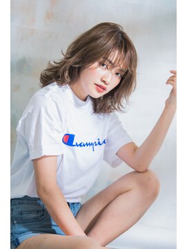 ヴァンクシー バイ ルナ(VANKCY by Luna) 伸ばしかけ/大人ボブ/小顔/20代/30代/グレージュ/ベージュ