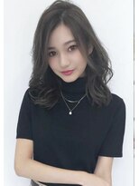 サードバイローラン(THiRD by ROULAND)&nbsp;ネイビーカラー　かき上げヘア