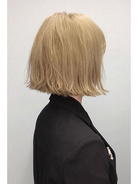 マループ(Maloop) 切りっぱなしボブ