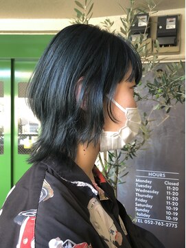 アル(AL) 【AL】小栗春花 #ウルフ #グリーンカラー