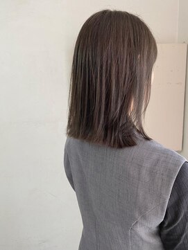 キャンバス バイ ネオリーブ 横浜西口(Canvas by neo.) ぷつっと切りっぱなしロブレイヤーカット　グレーsk