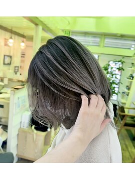 クレア 茅ヶ崎(CREA) バレイヤージュ/ダブルカラー/デザインカラー/ブリーチ