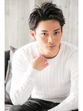 ファミリア バイ リトル(Familia by little) アップバングショート