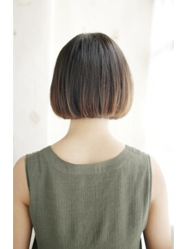 シュシュット(chouchoute) インナーカラーバタースパイラルセンシュアルショートカット/103