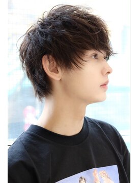 ネイビー(NAVY) サイドパートマッシュショートレイヤー フェザーツイストパーマ