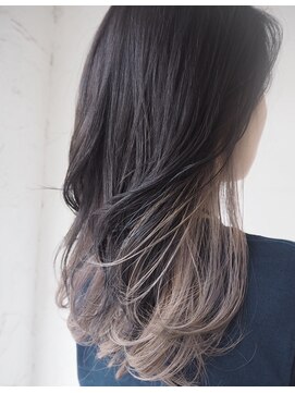 スーリール 姪浜店(Sourire) インナーカラーホワイトベージュ