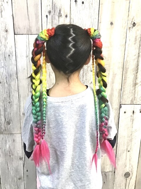 イベントやパーティー等のヘアーセットはヘアースペースムーンへ