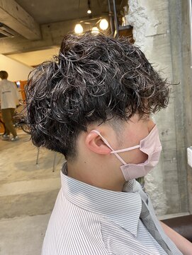 ヘアーラボ ハチ(HAIR LABO HACHI) ツイストスパイラルパーマ