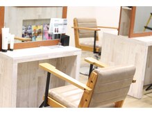 Q：スタイルが気に入らなかった時のお直しや担当変更は可能ですか？