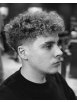 フランクスバーバー アンド ビアークラブ(FRANK'S BARBER and BEER CLUB)&nbsp;プードルパーマ