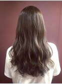 透明感グレージュ