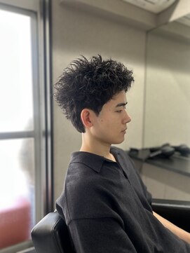 ビーテックバイゼン スライ(B TECH by Zen sly) スパイキーショート×ピンパーマ