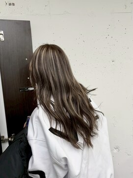 エガオ 藤沢店(EGAO) 30代40代細めハイライトカラーミルクティーベージュ白髪ぼかし