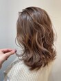 ロアーヘアーリム(RAWR hair RIM)&nbsp;グラデーションを施したレイヤースタイル！人気のくびれスタイル