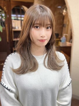 プリモ ココ 鍋島店(Primo coco.) くびれヘア 韓国ヘア ミルクティーベージュ レイヤーカット