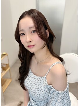 ラクシア(LucxiA) 顔まわりカット/顔周り/韓国ヘア/レイヤーカット/前髪カット